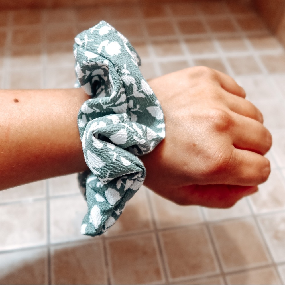 Floral Standard Size Scrunchie